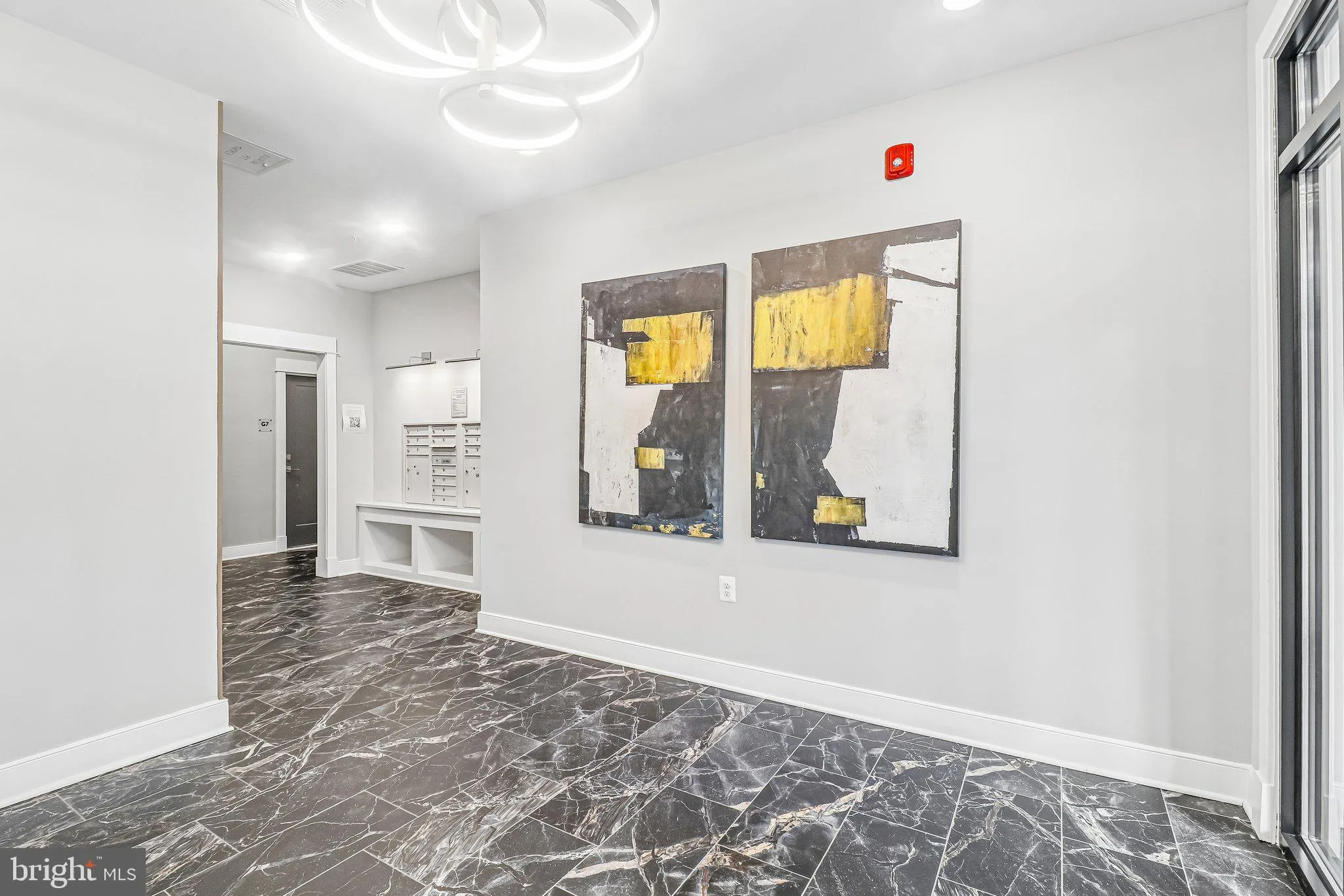 43795 TRANSIT SQUARE, Ashburn, VA 20147