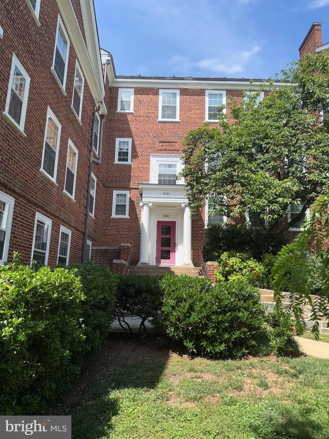3881 PORTER STREET, Washington, DC 20016