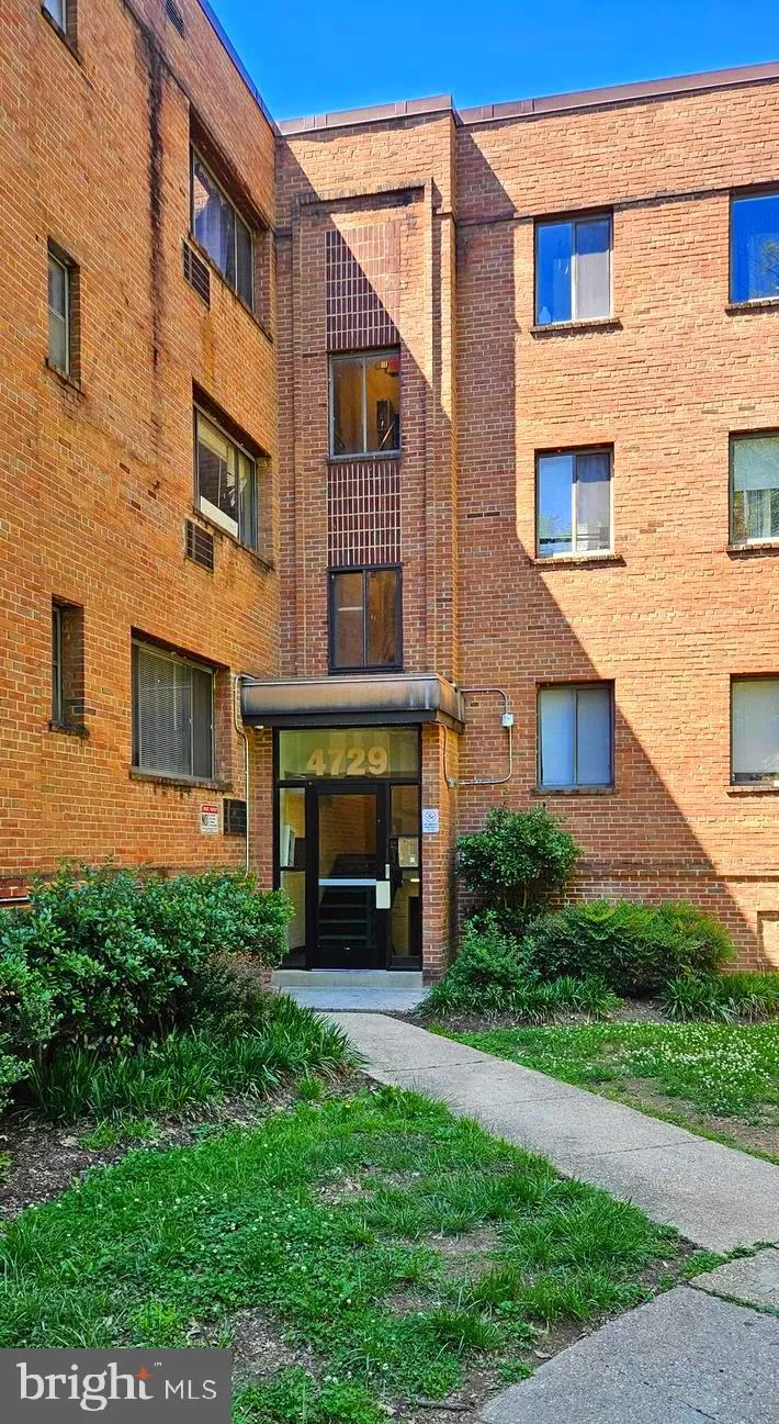 4729 1ST STREET, Washington, DC 20032