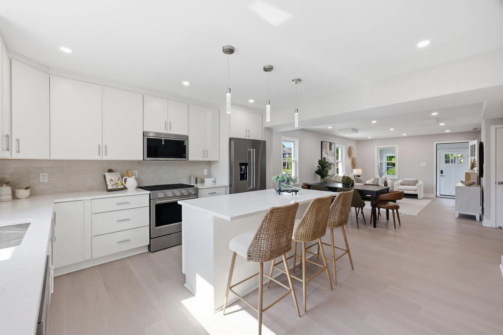 6023 WILLIAMSBURG ROAD, Alexandria, VA 22303