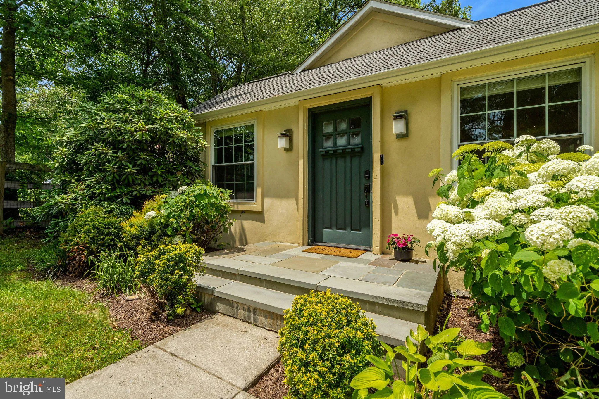 11520 POPES HEAD ROAD, Fairfax, VA 22030
