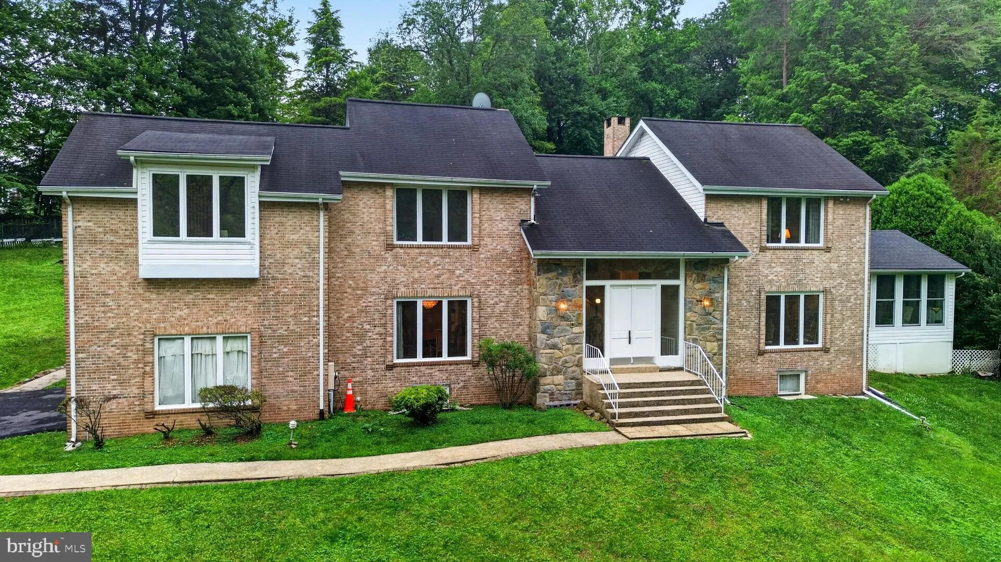 10320 GLEN ROAD, Potomac, MD 20854