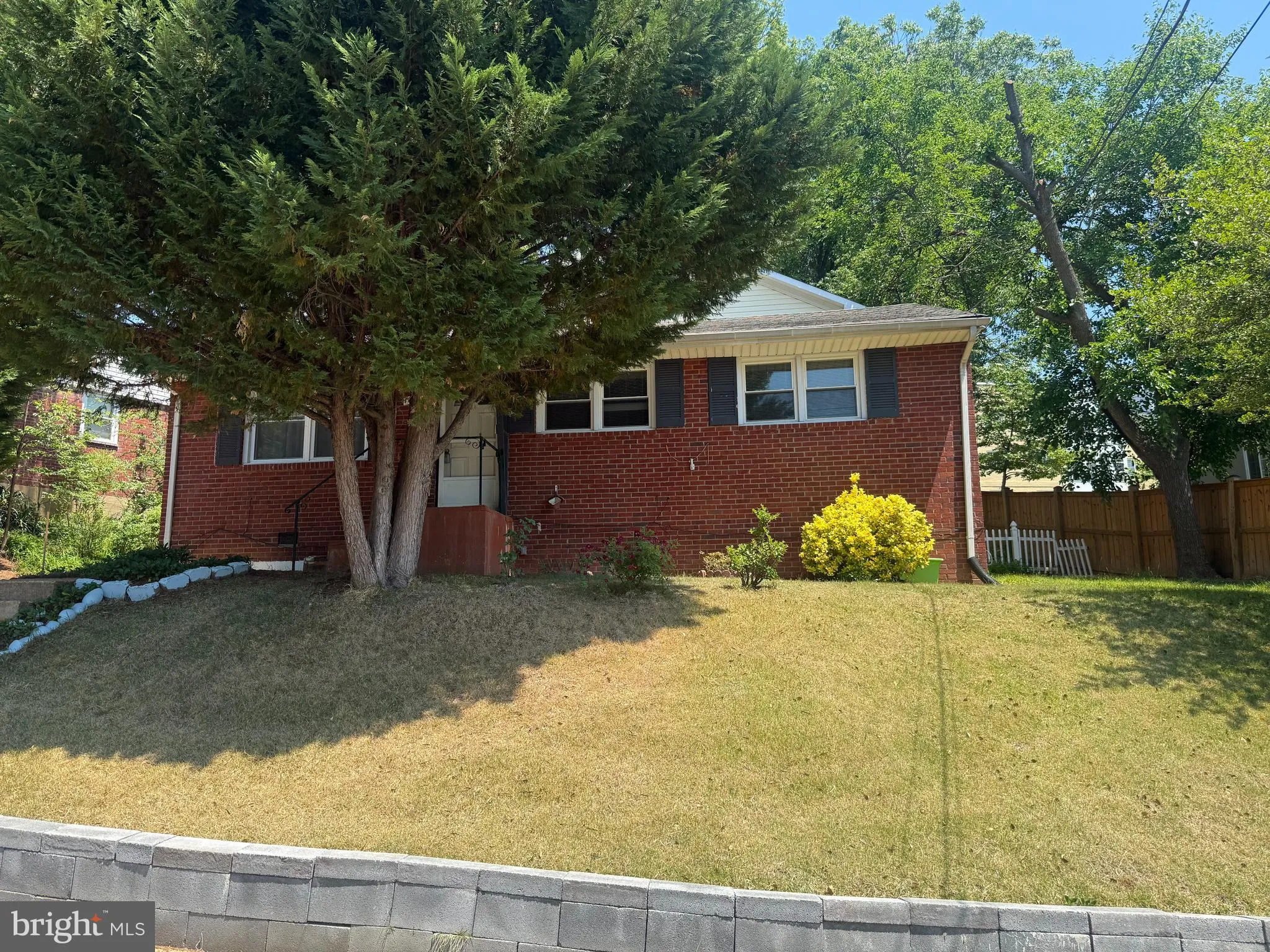1813 STAFFORD STREET, Arlington, VA 22204