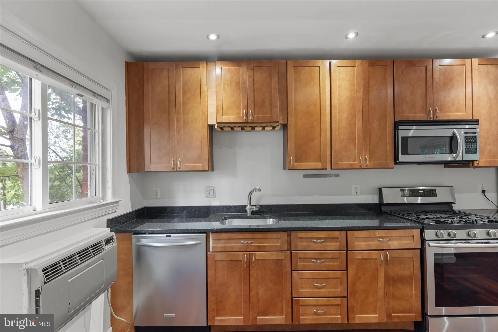 3498 MARTHA CUSTIS DRIVE, Alexandria, VA 22302