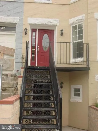 13 S STREET, Washington, DC 20002