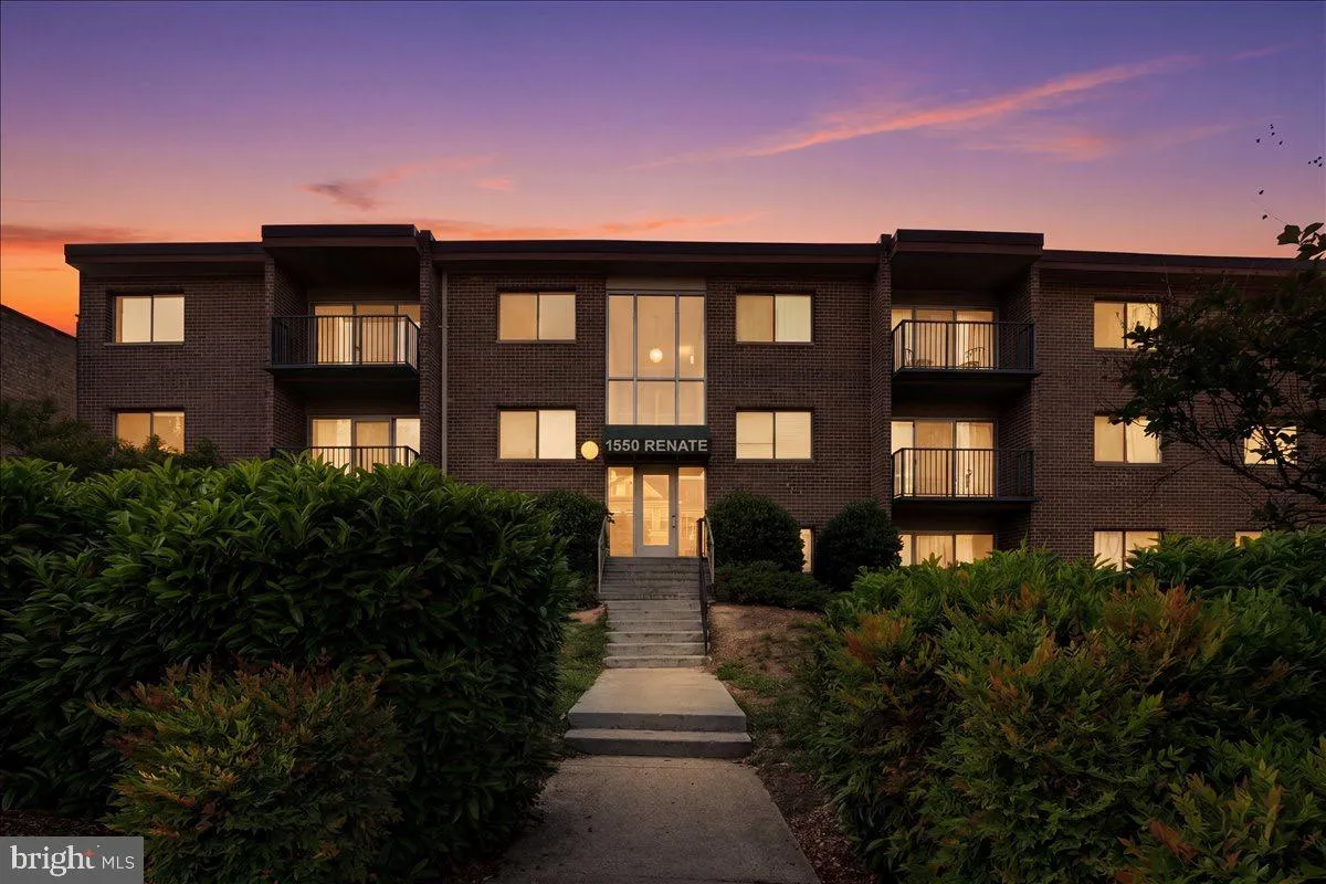 1550 RENATE DRIVE, Woodbridge, VA 22192