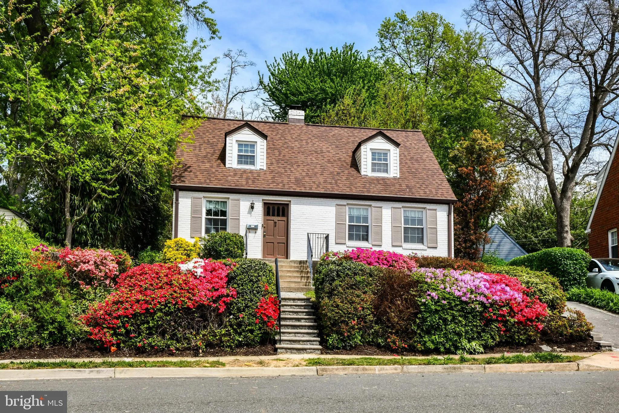 2333 EDISON STREET, Arlington, VA 22207