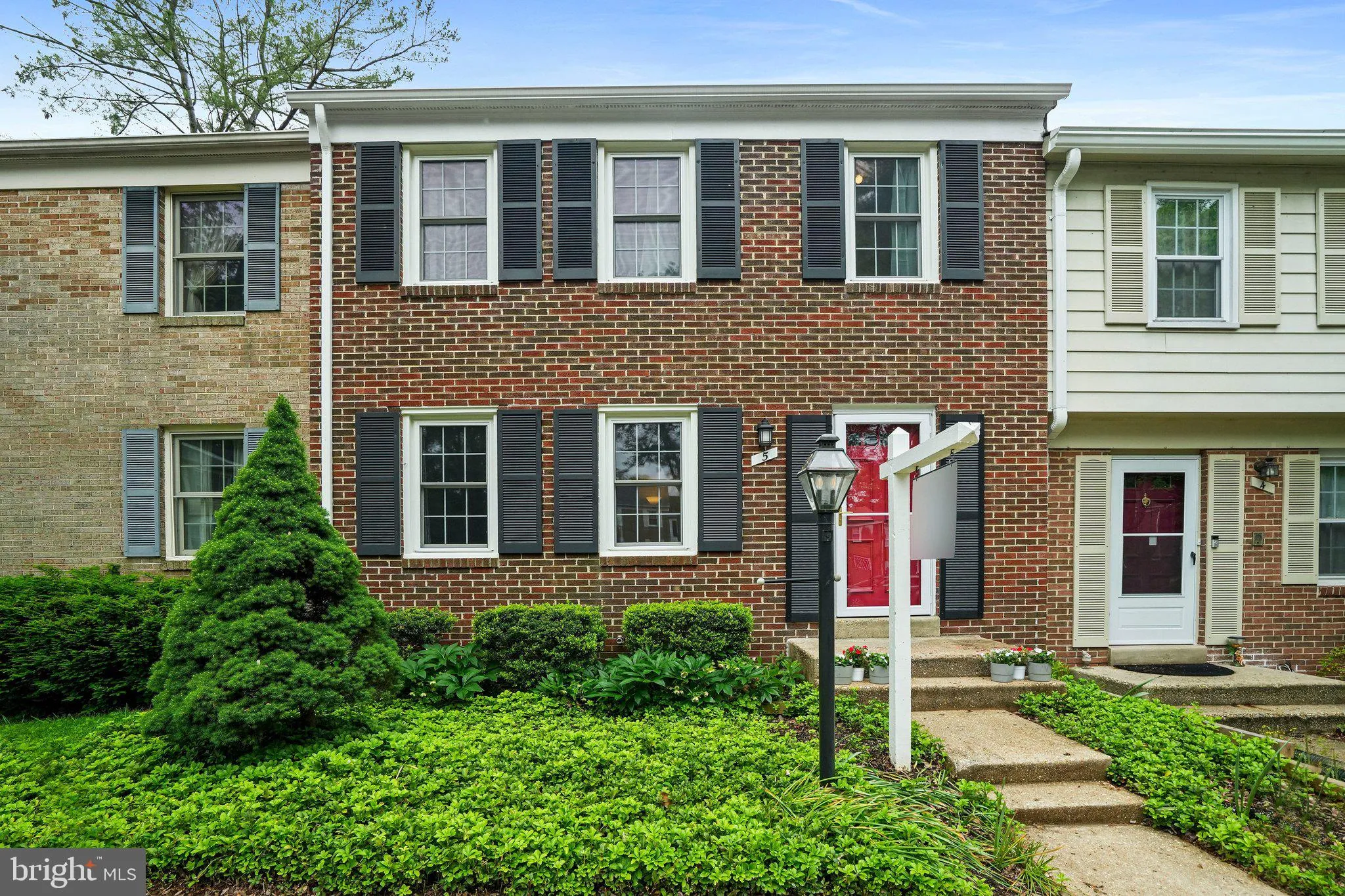 5 INGLESIDE COURT, Rockville, MD 20850
