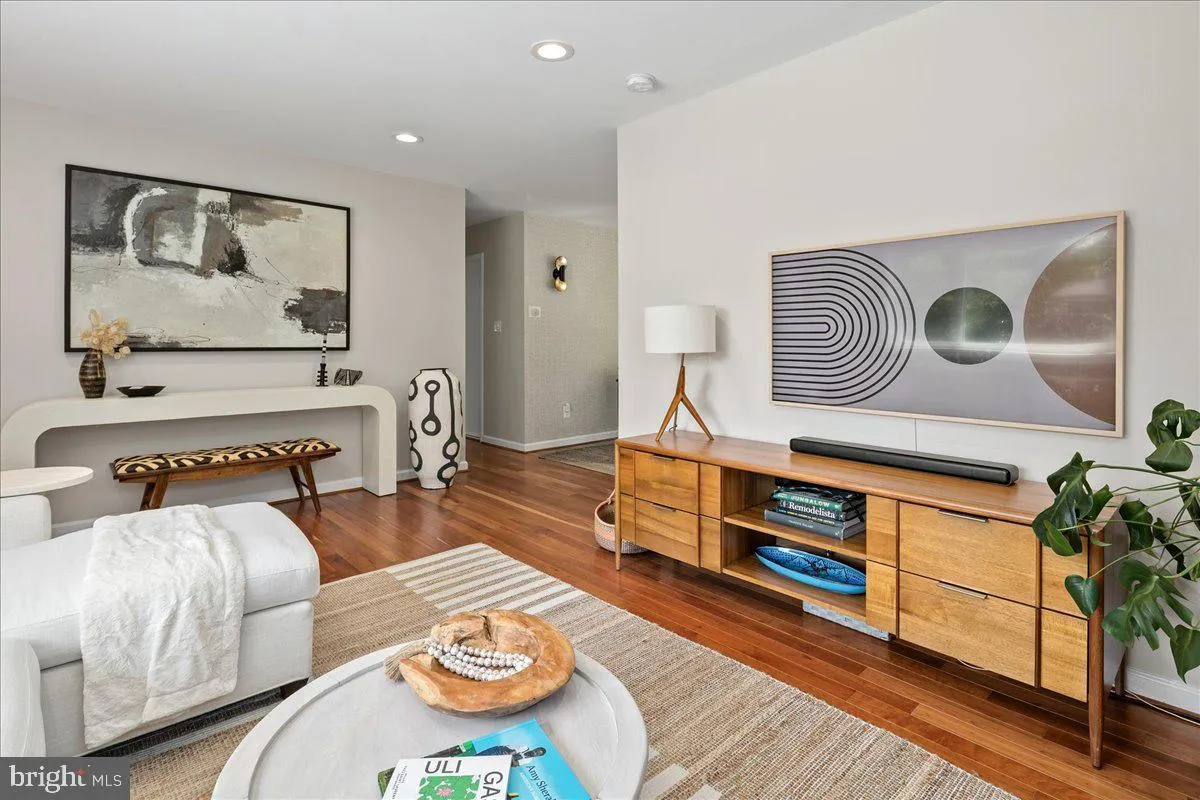 2921 KINGSWELL COURT, Silver Spring, MD 20902