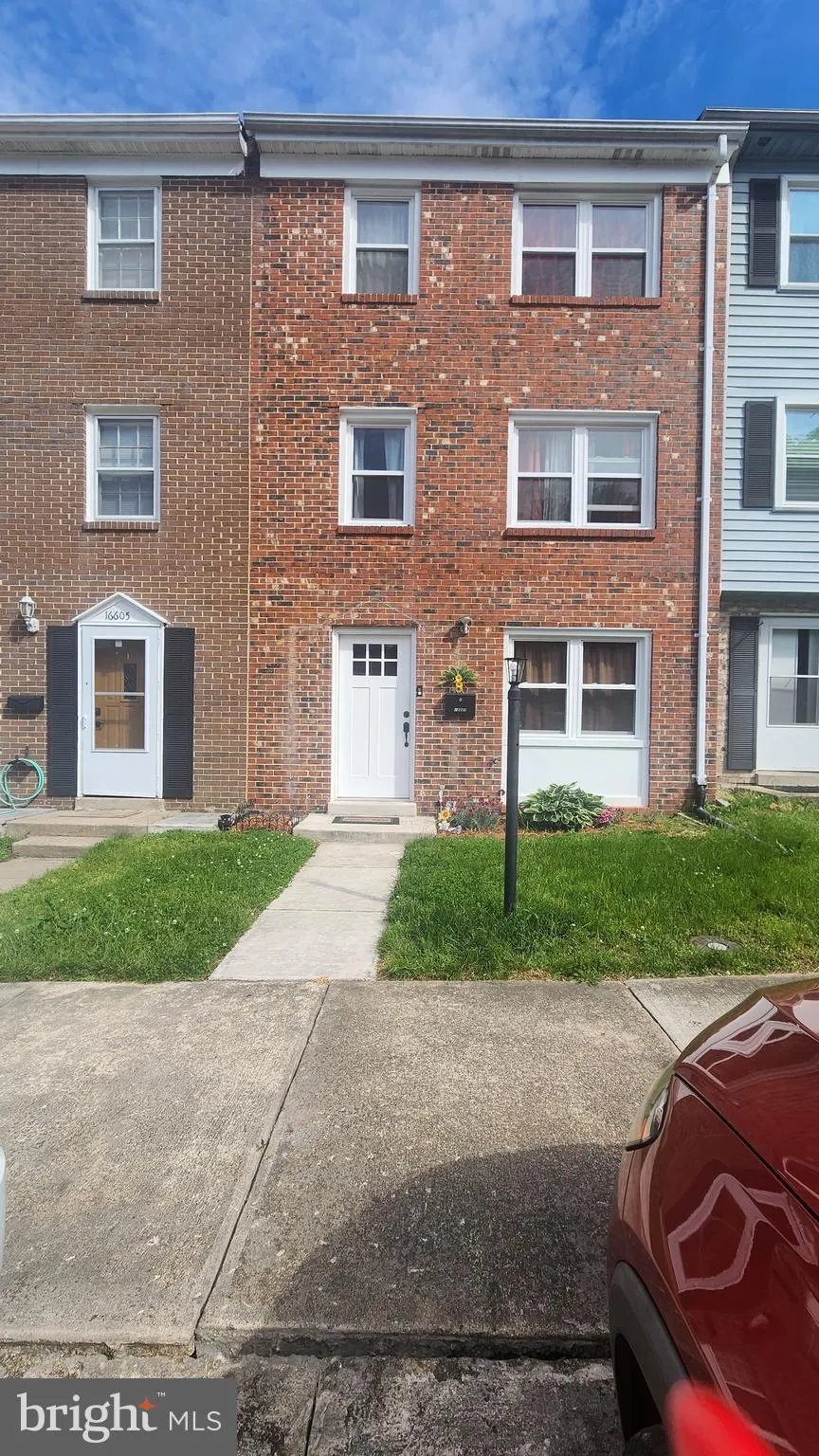 16607 SUTTON PLACE, Woodbridge, VA 22191