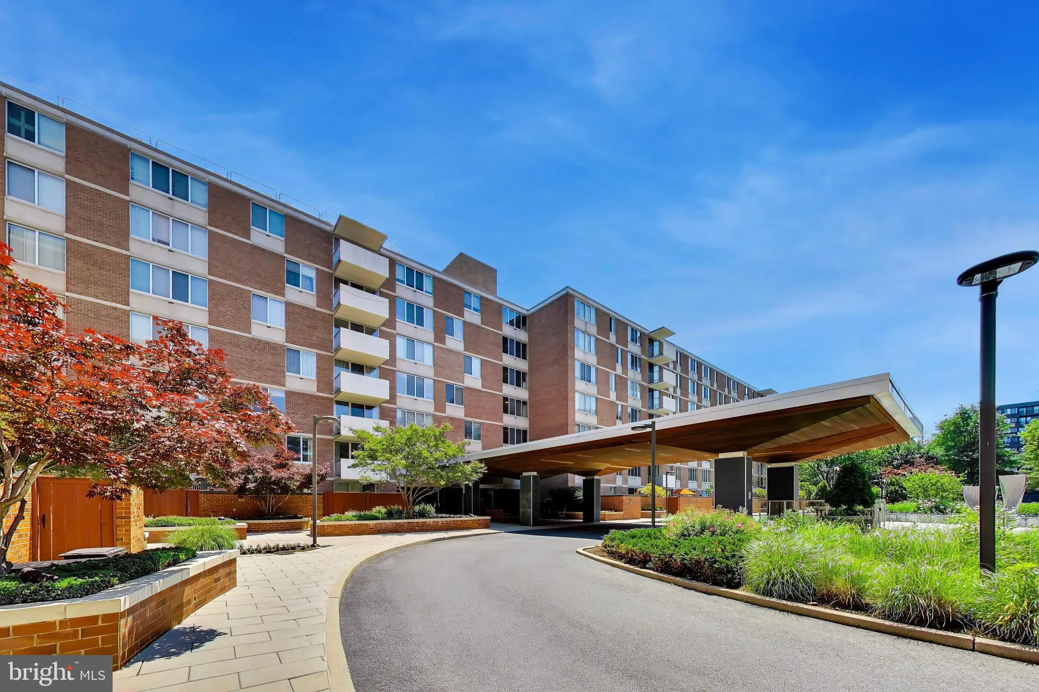 2939 VAN NESS STREET, Washington, DC 20008