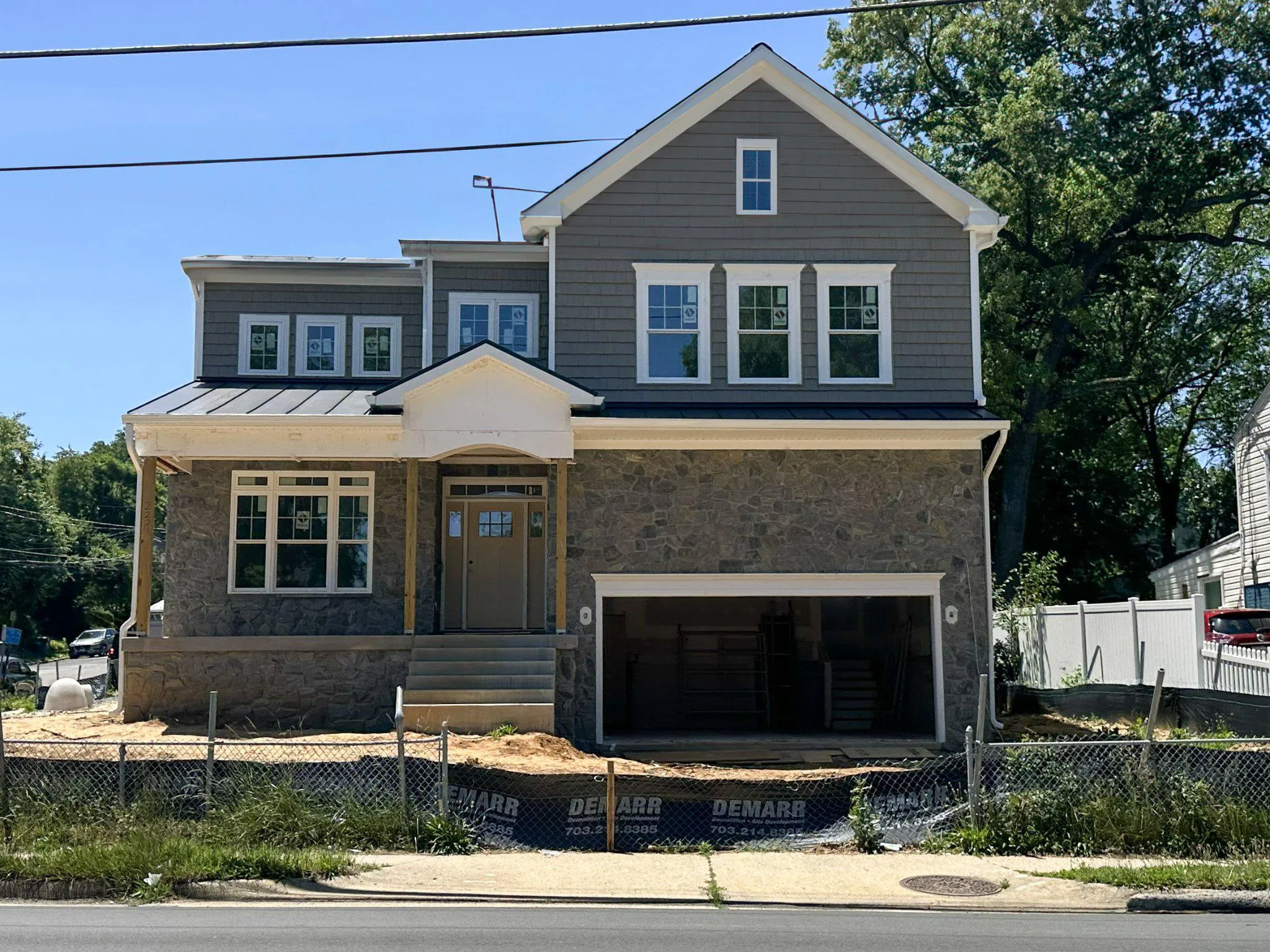 2221 HUNTINGTON AVENUE, Alexandria, VA 22303