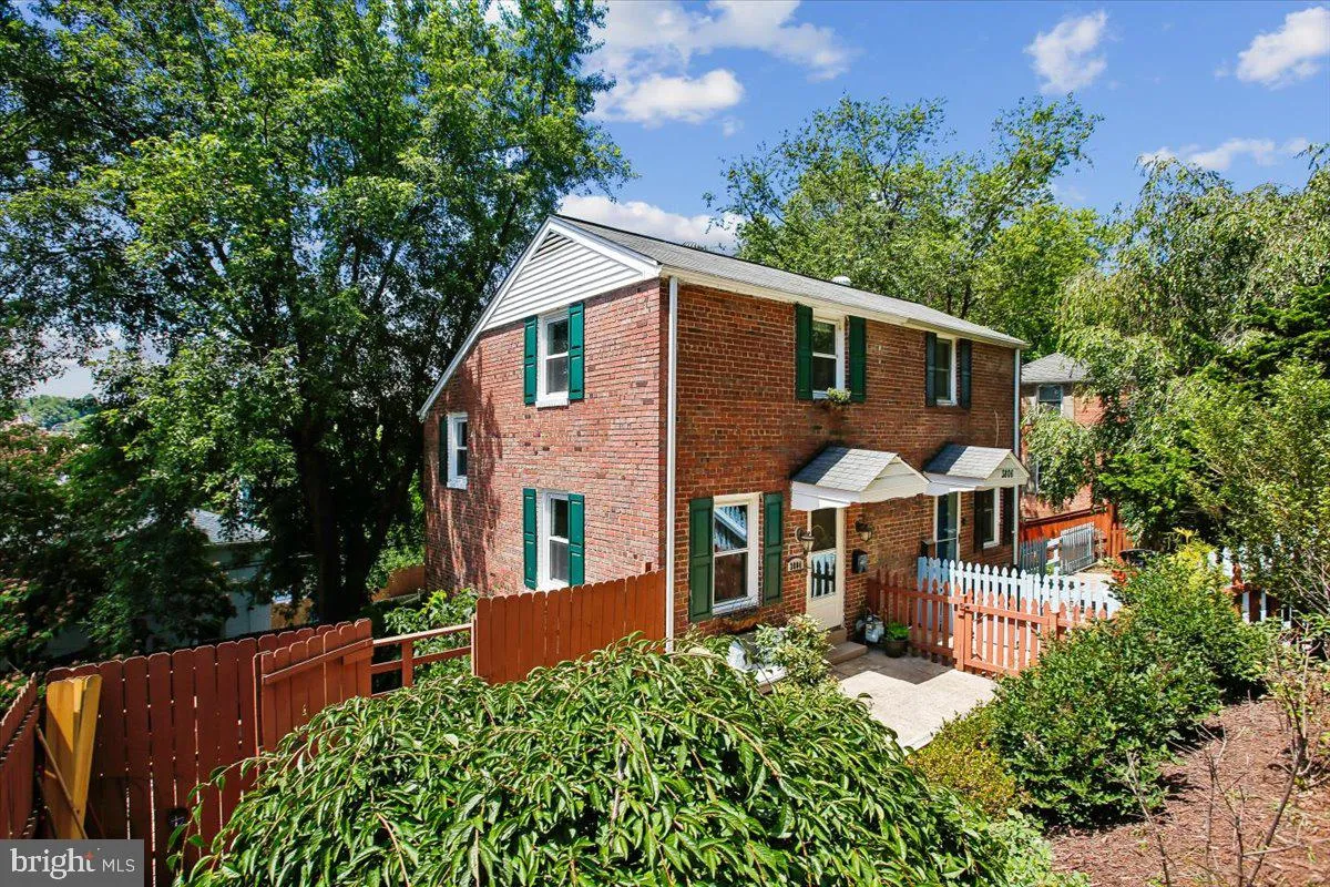 3804 KEMPER ROAD, Arlington, VA 22206