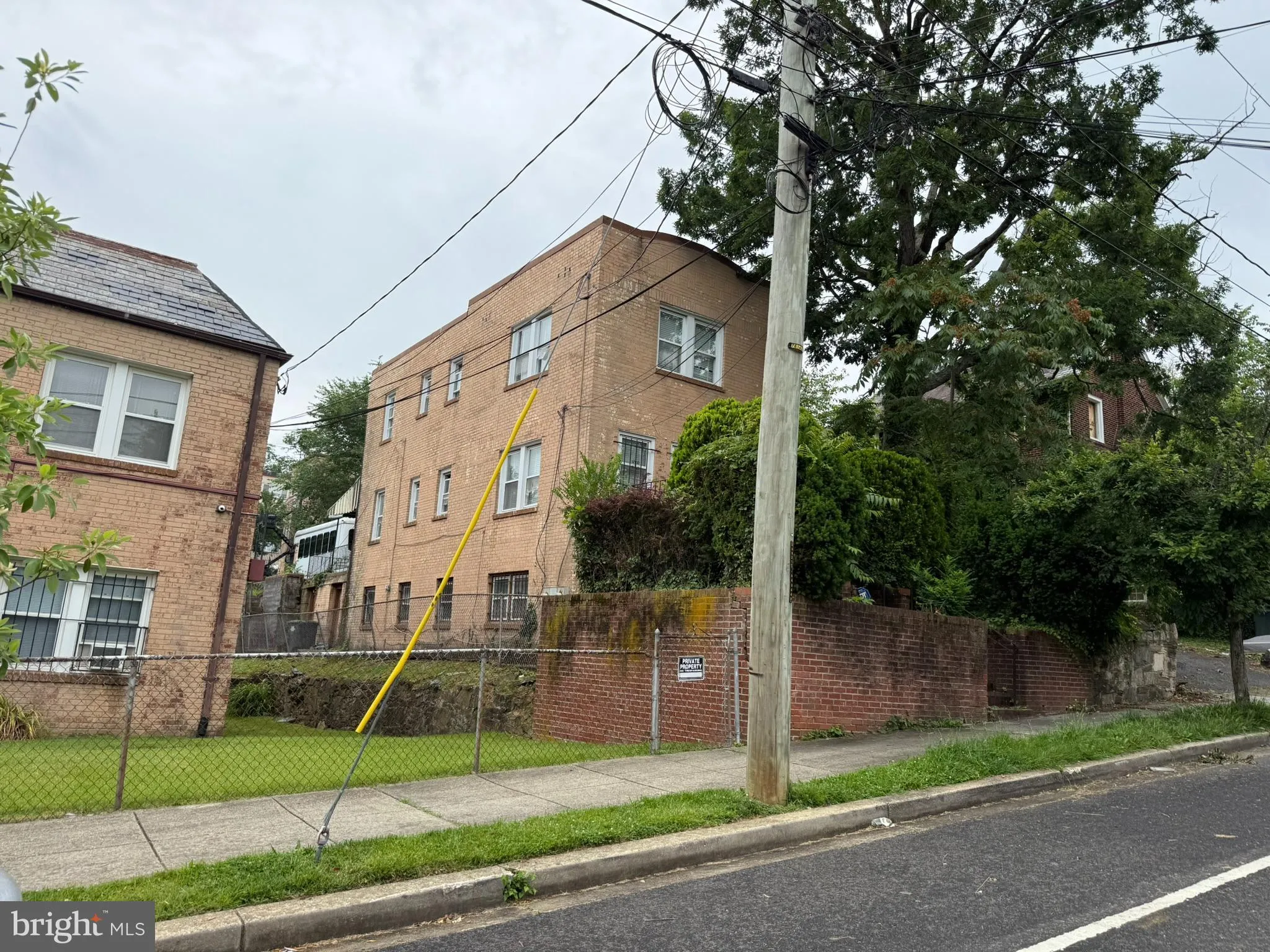 1622 28TH PLACE, Washington, DC 20020