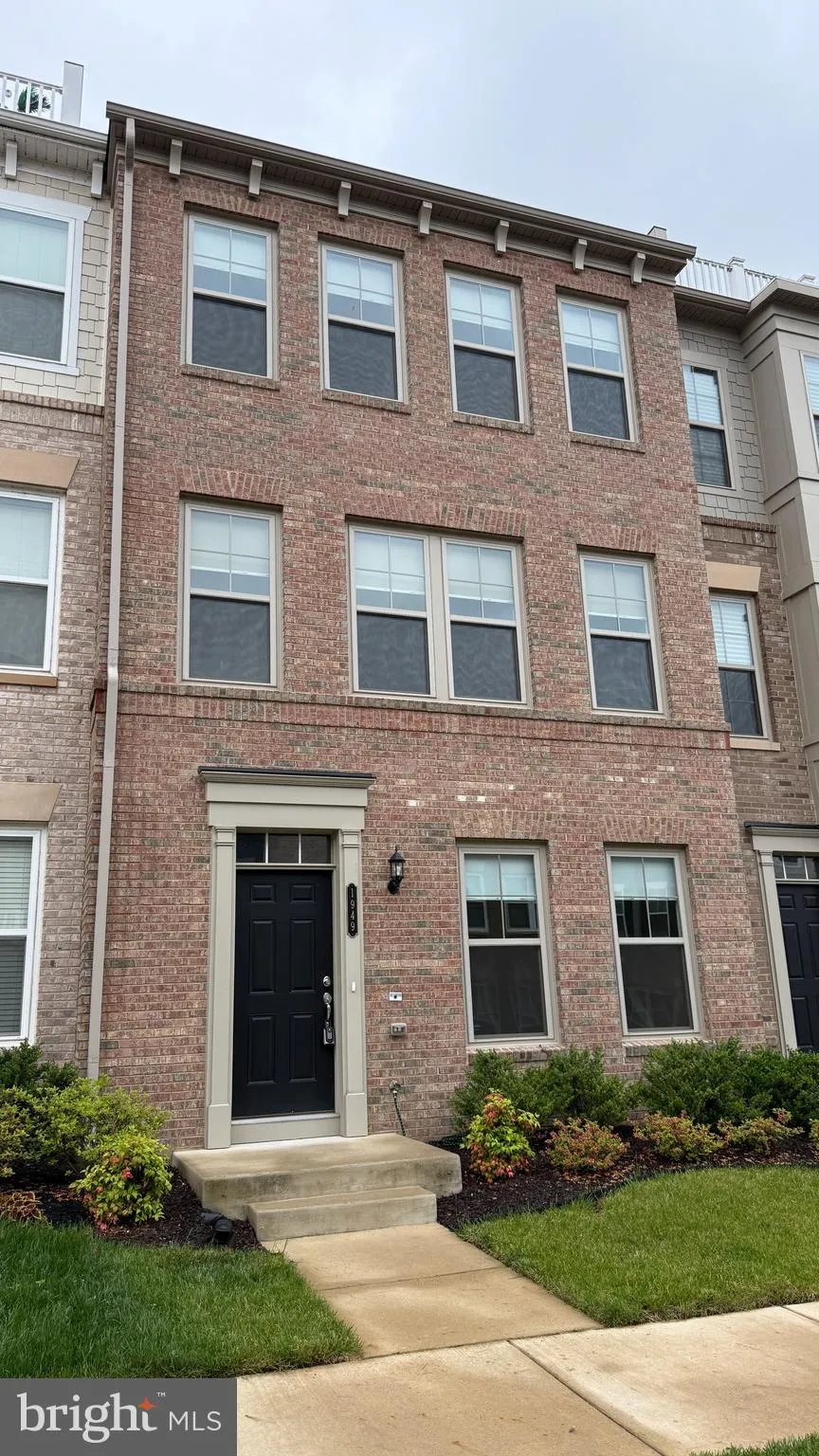1949 GREENBRIAR HALL ROAD, Dumfries, VA 22026