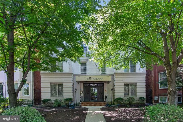 1341 EAST CAPITOL STREET, Washington, DC 20003