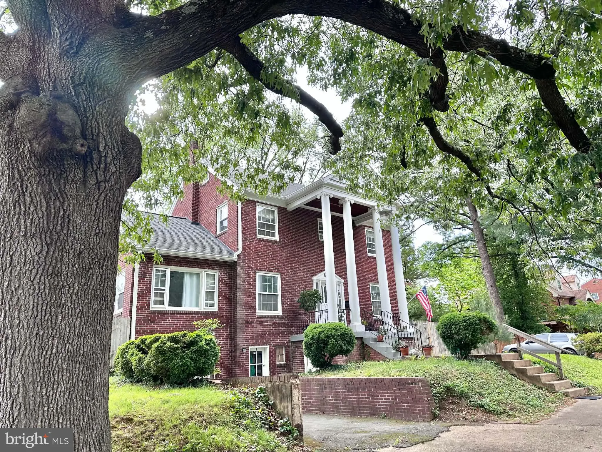 1208 CLEVELAND STREET, Arlington, VA 22204