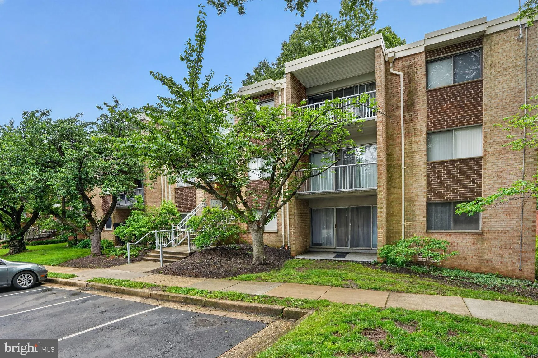 2911 CHARING CROSS ROAD, Falls Church, VA 22042