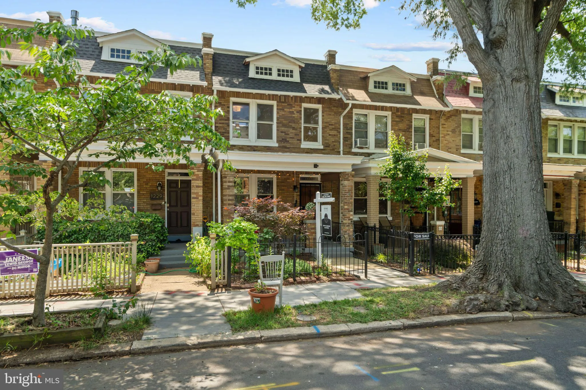 1227 OWEN PLACE, Washington, DC 20002