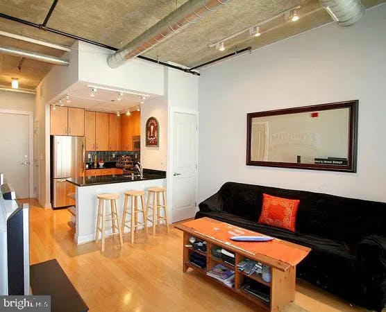 301 MASSACHUSETTS AVE, Washington, DC 20001