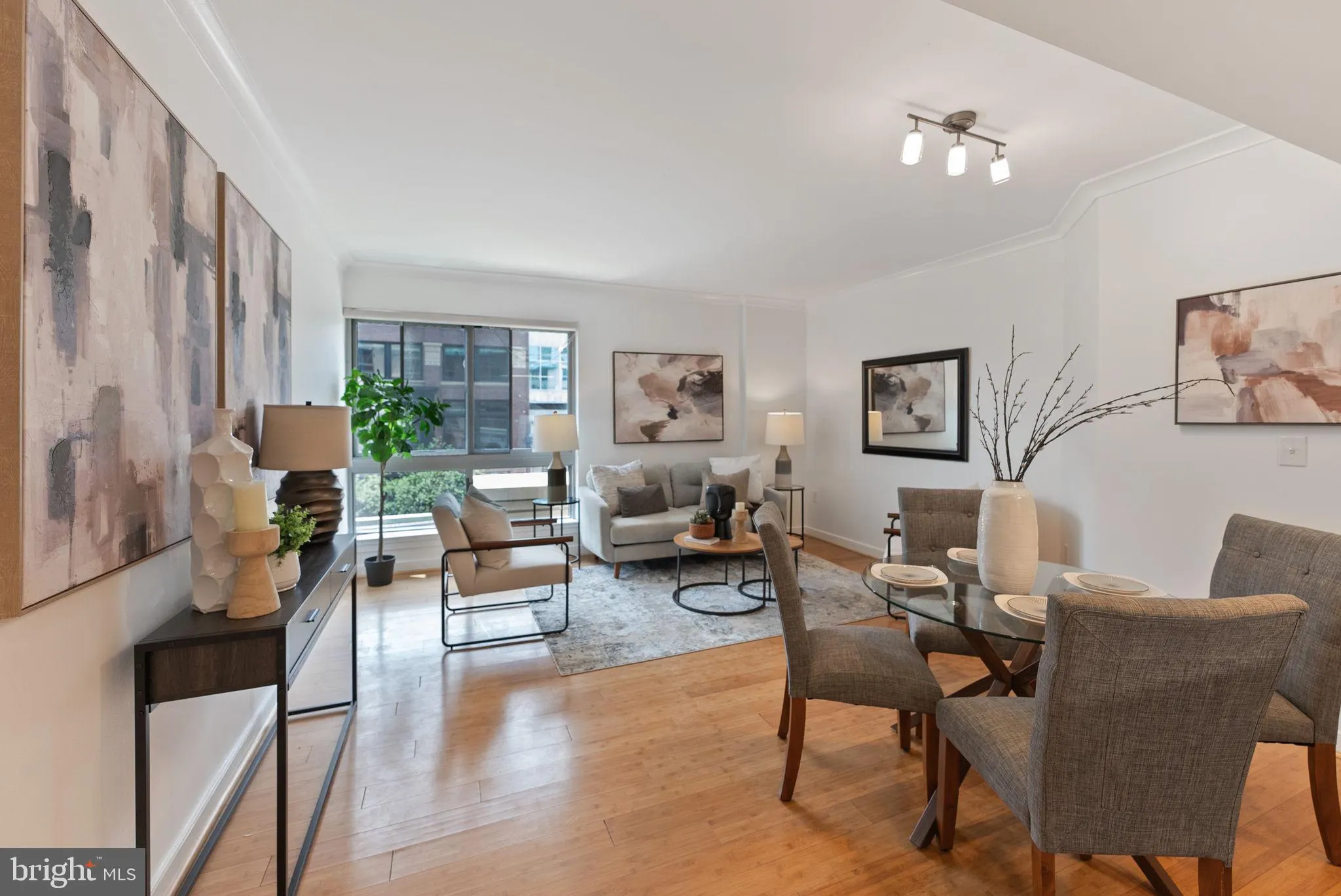 777 7TH STREET, Washington, DC 20001