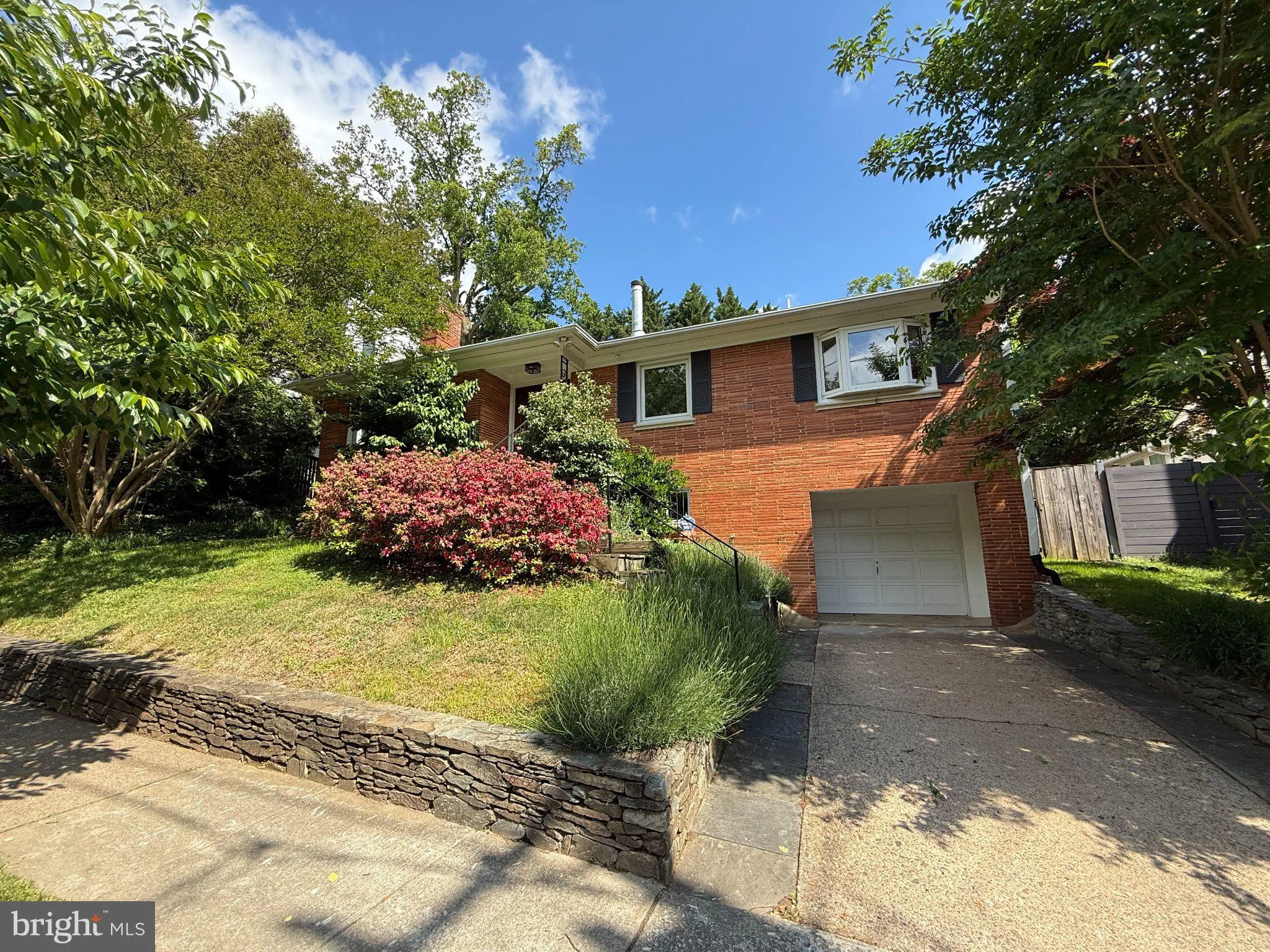5021 CATHEDRAL AVENUE, Washington, DC 20016