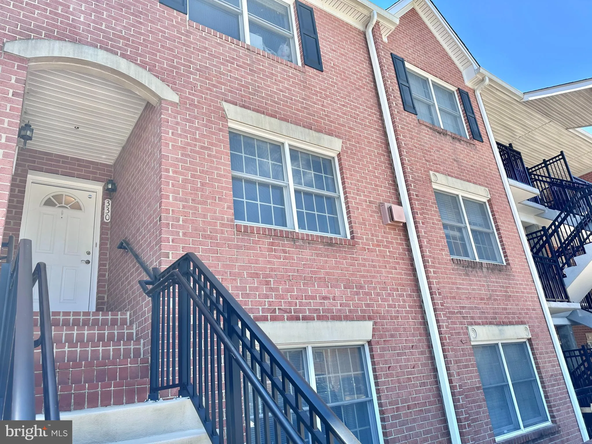 6924 FAIRFAX DRIVE, Arlington, VA 22213