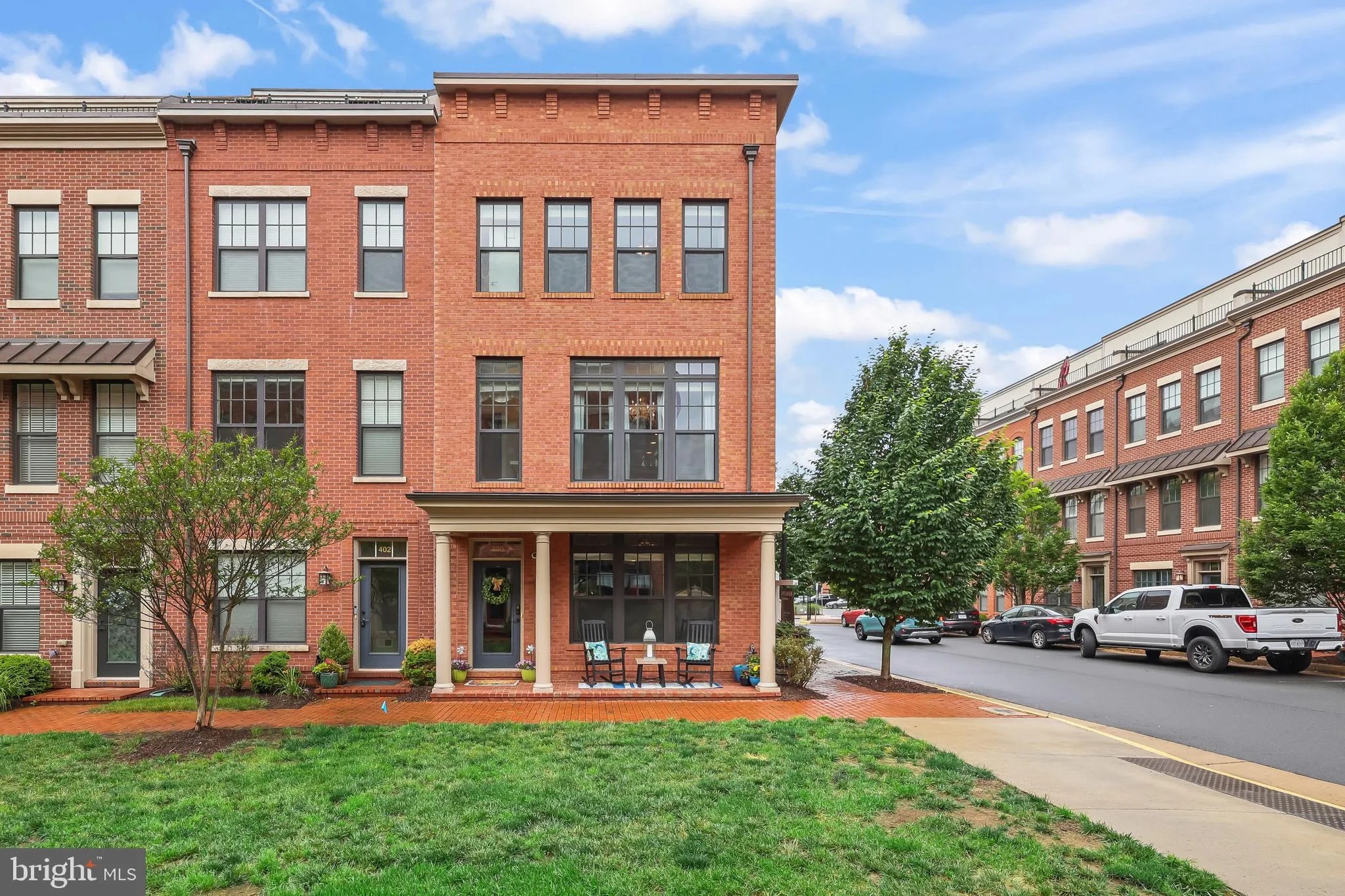 400 IRONSIDES SQUARE, Leesburg, VA 20175
