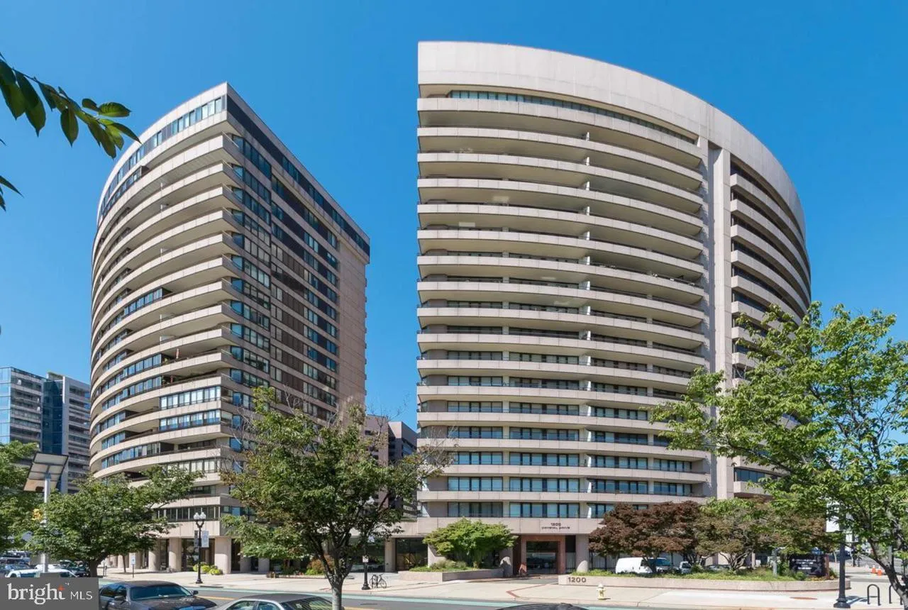1200 CRYSTAL DRIVE, Arlington, VA 22202
