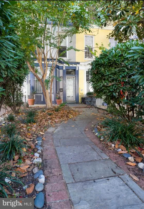 1434 T STREET, Washington, DC 20009