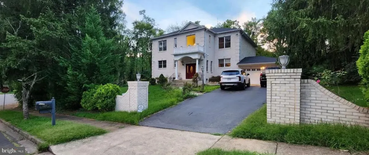 1310 FORESTWOOD DR., Mclean, VA 22101