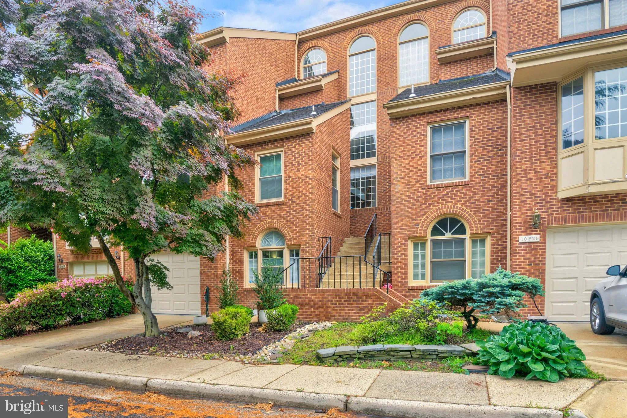 10219 ASPEN WILLOW DRIVE, Fairfax, VA 22032