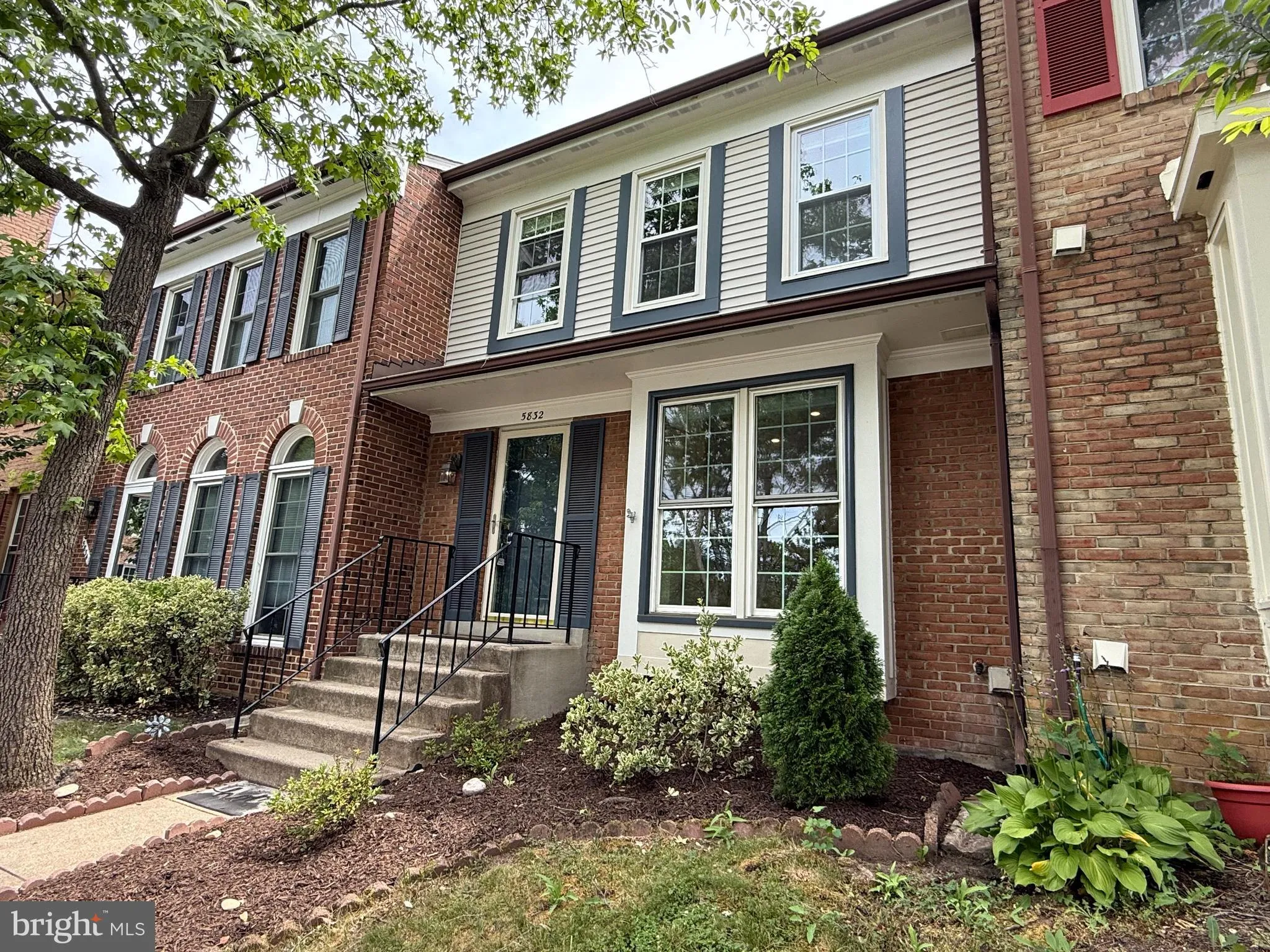 5832 APSLEY HOUSE COURT, Alexandria, VA 22310