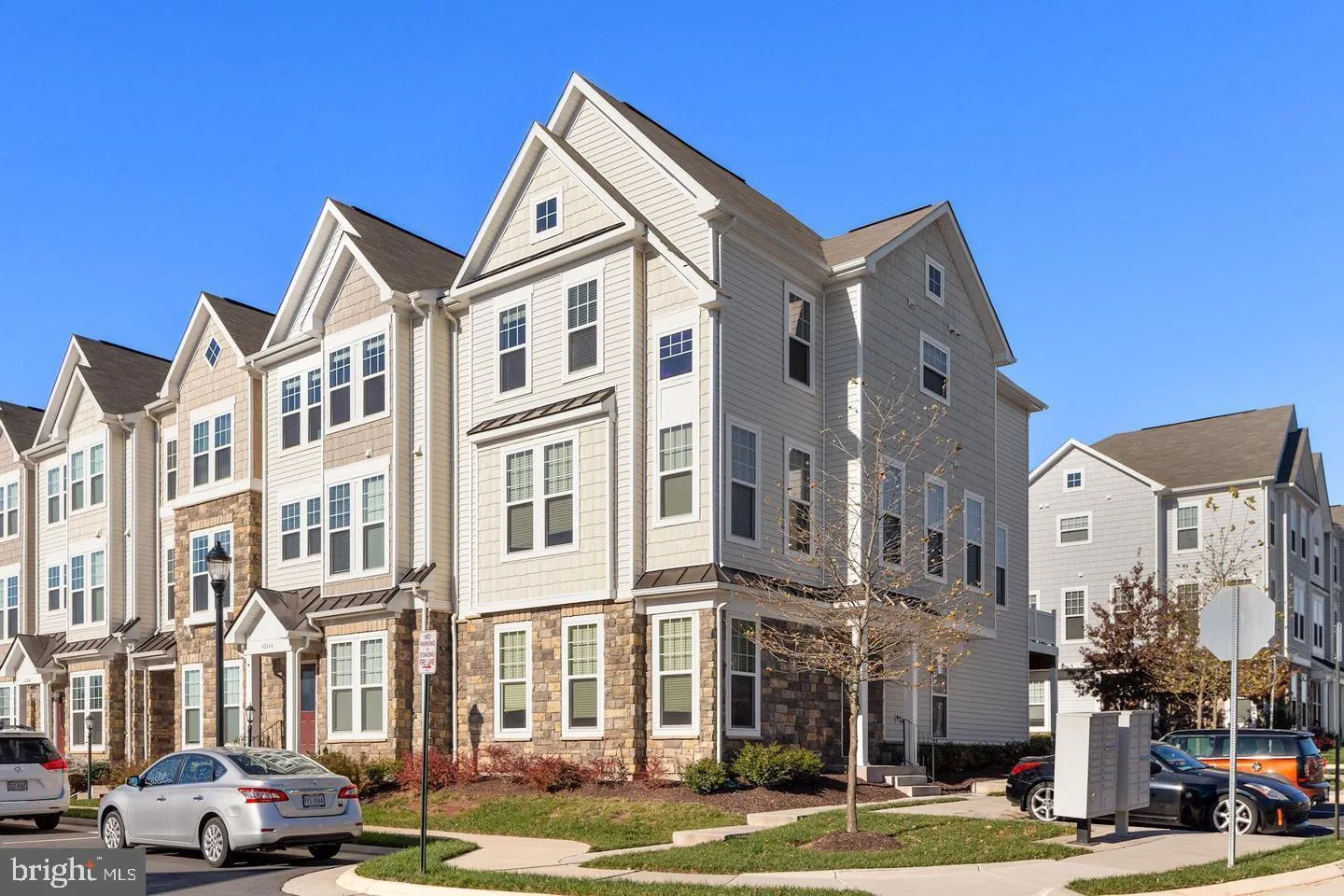 23595 KINGSDALE TERRACE, Brambleton, VA 20148
