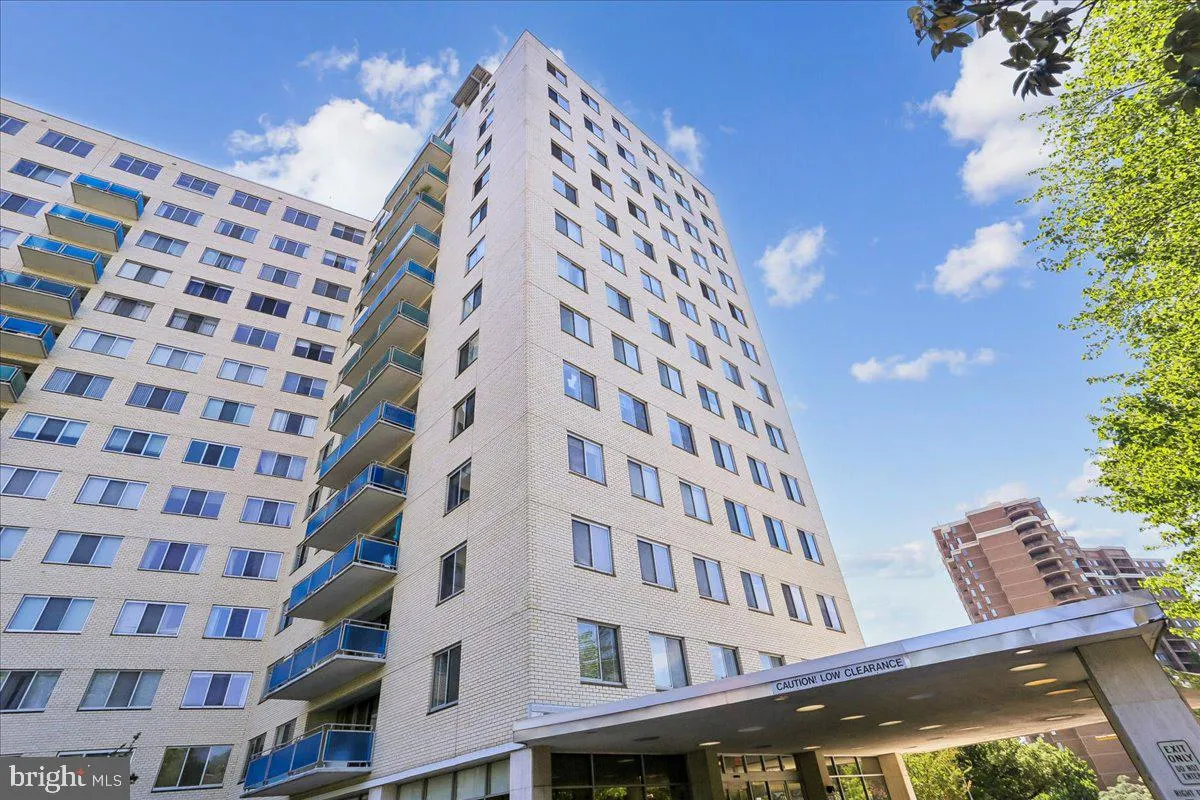 10201 GROSVENOR, Rockville, MD 20852