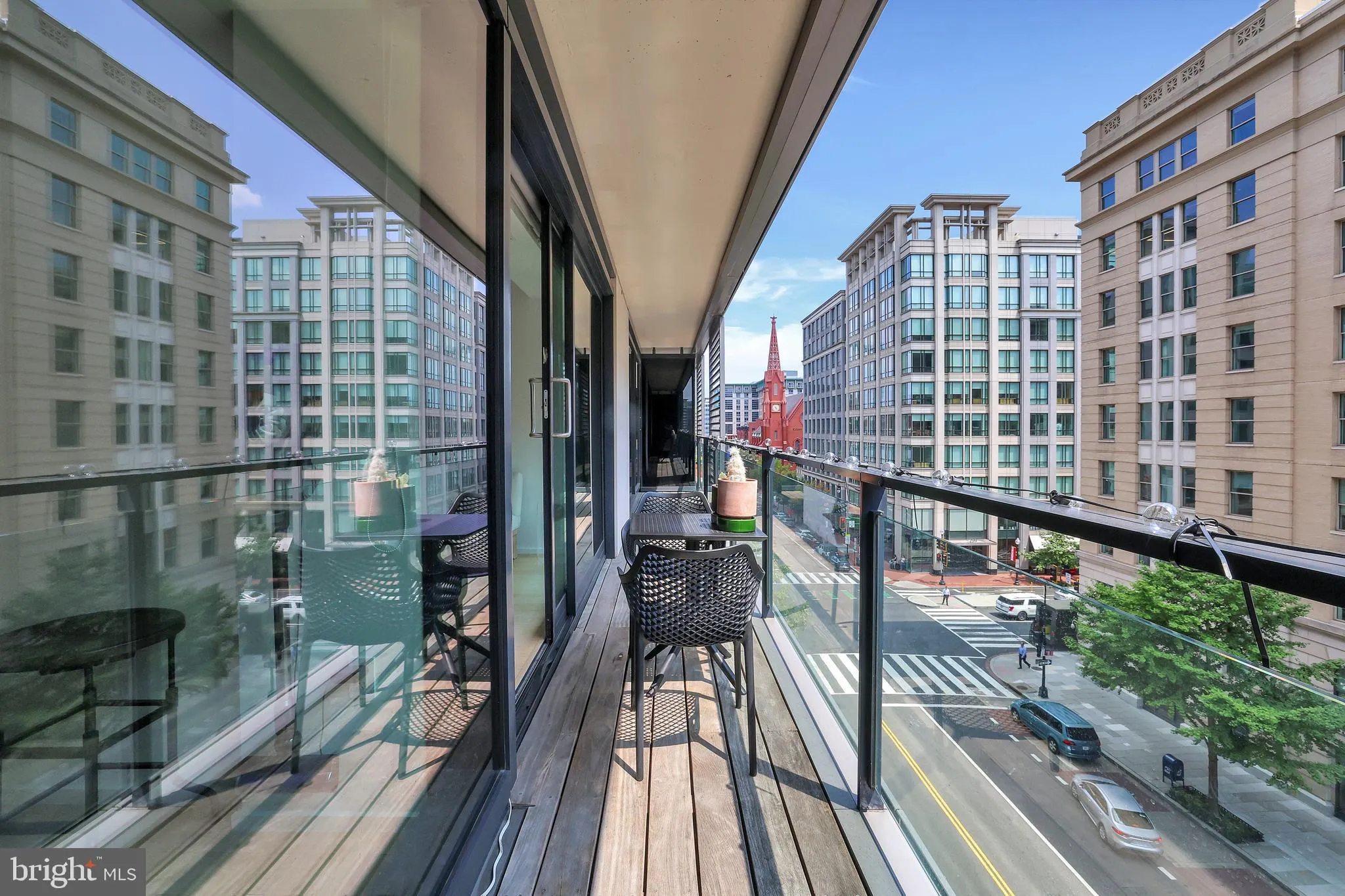 925 H STREET, Washington, DC 20001