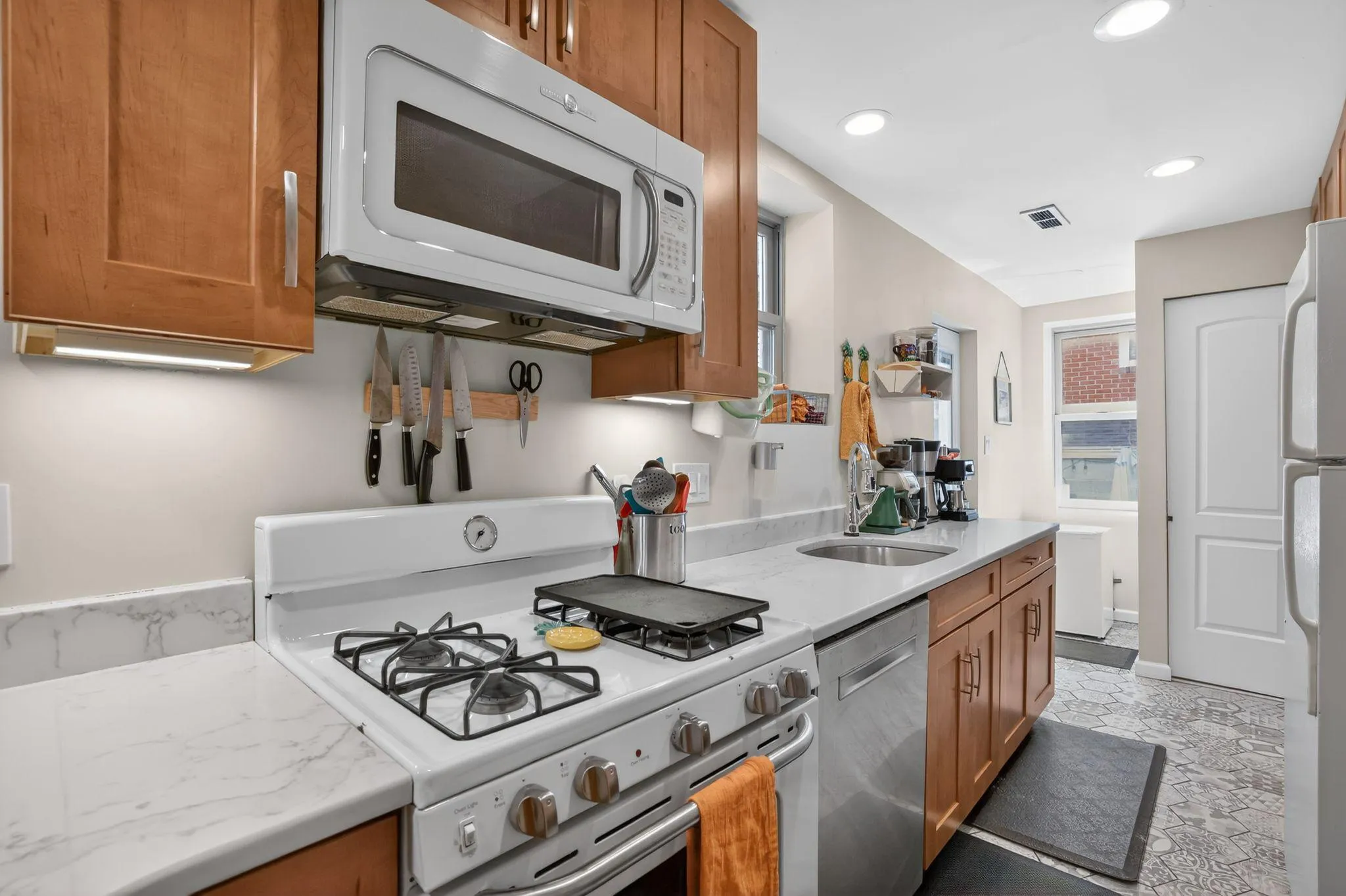 914 N ST., Washington, DC 20001