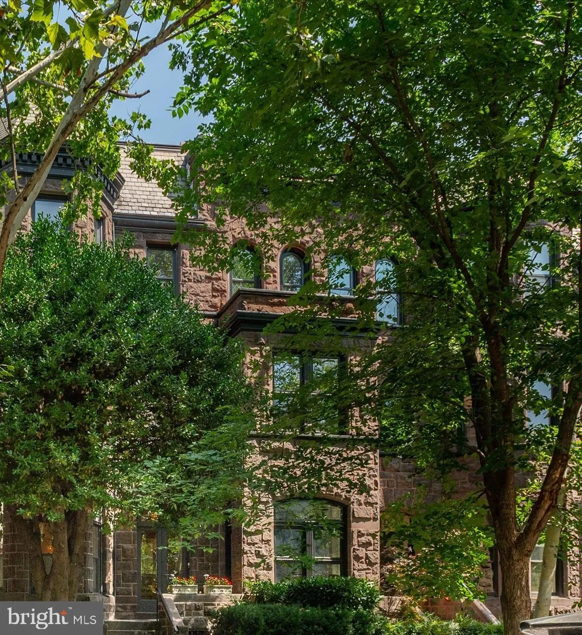 1735 Q STREET, Washington, DC 20009