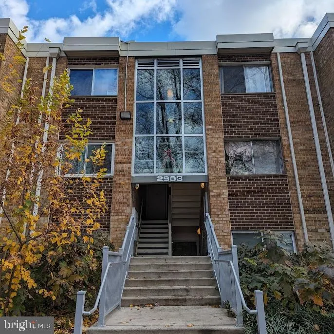 2903 CHARING CROSS ROAD, Falls Church, VA 22042