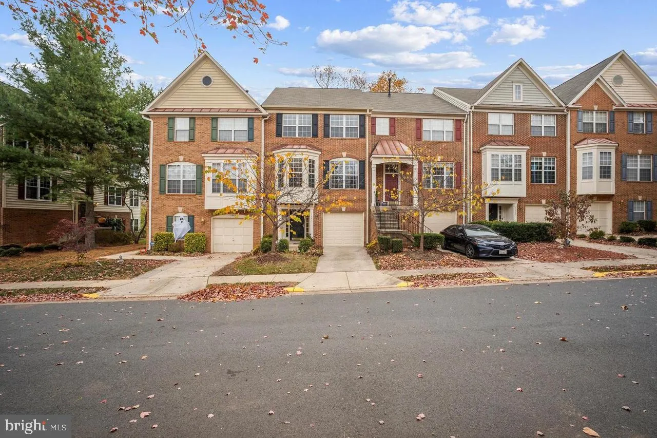 11551 LAUREL LAKE SQUARE, Fairfax, VA 22030