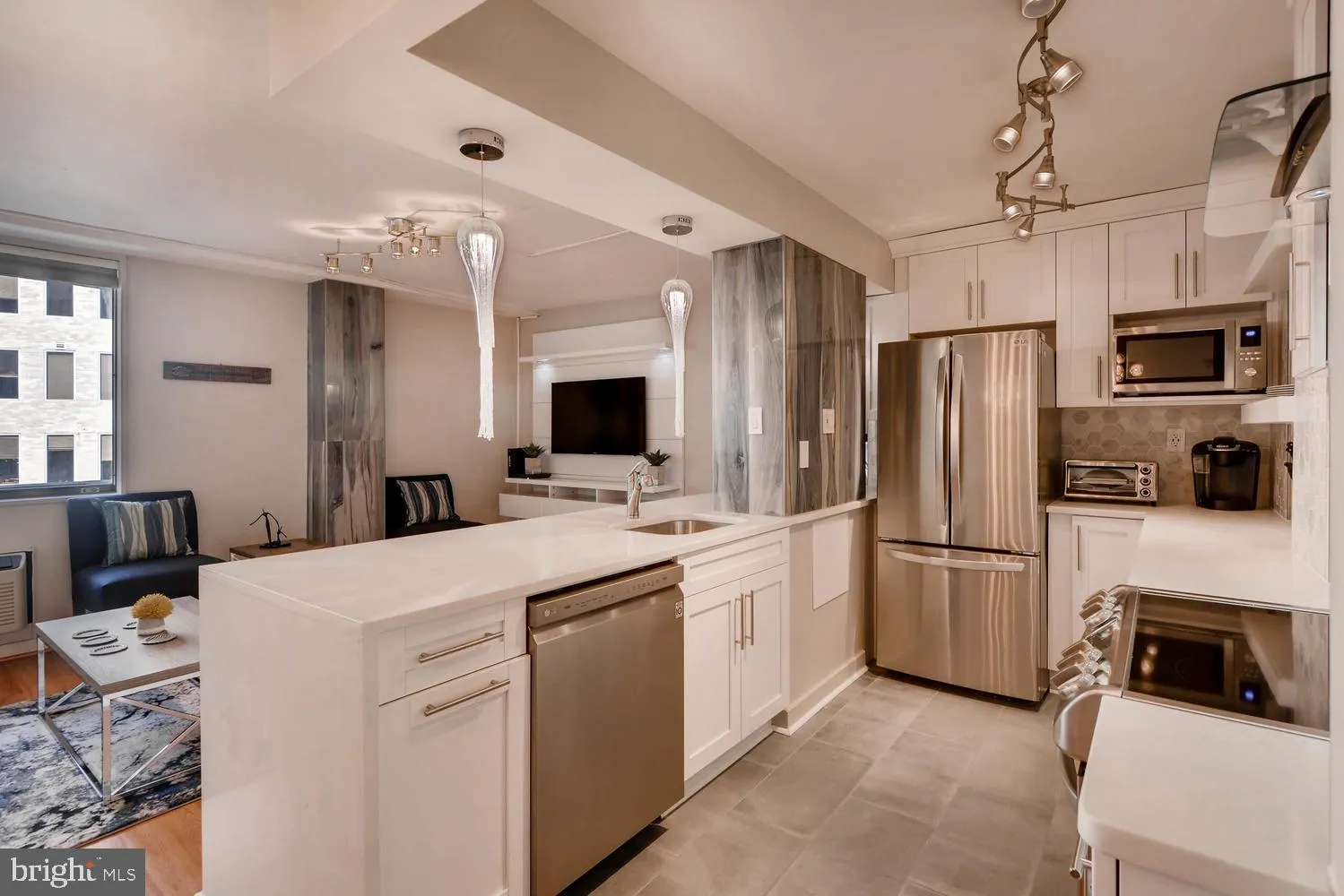1325 18TH STREET, Washington, DC 20036
