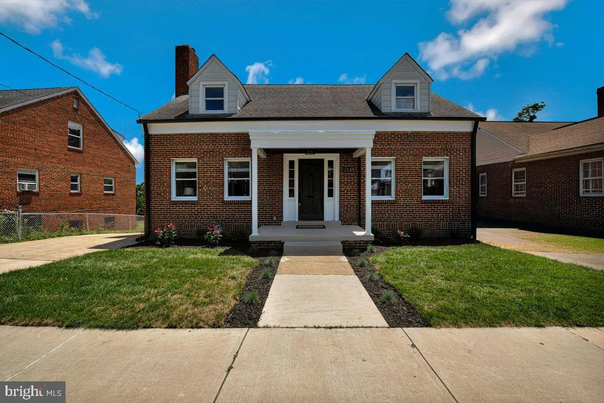 2105 QUEENS CHAPEL ROAD, Hyattsville, MD 20782