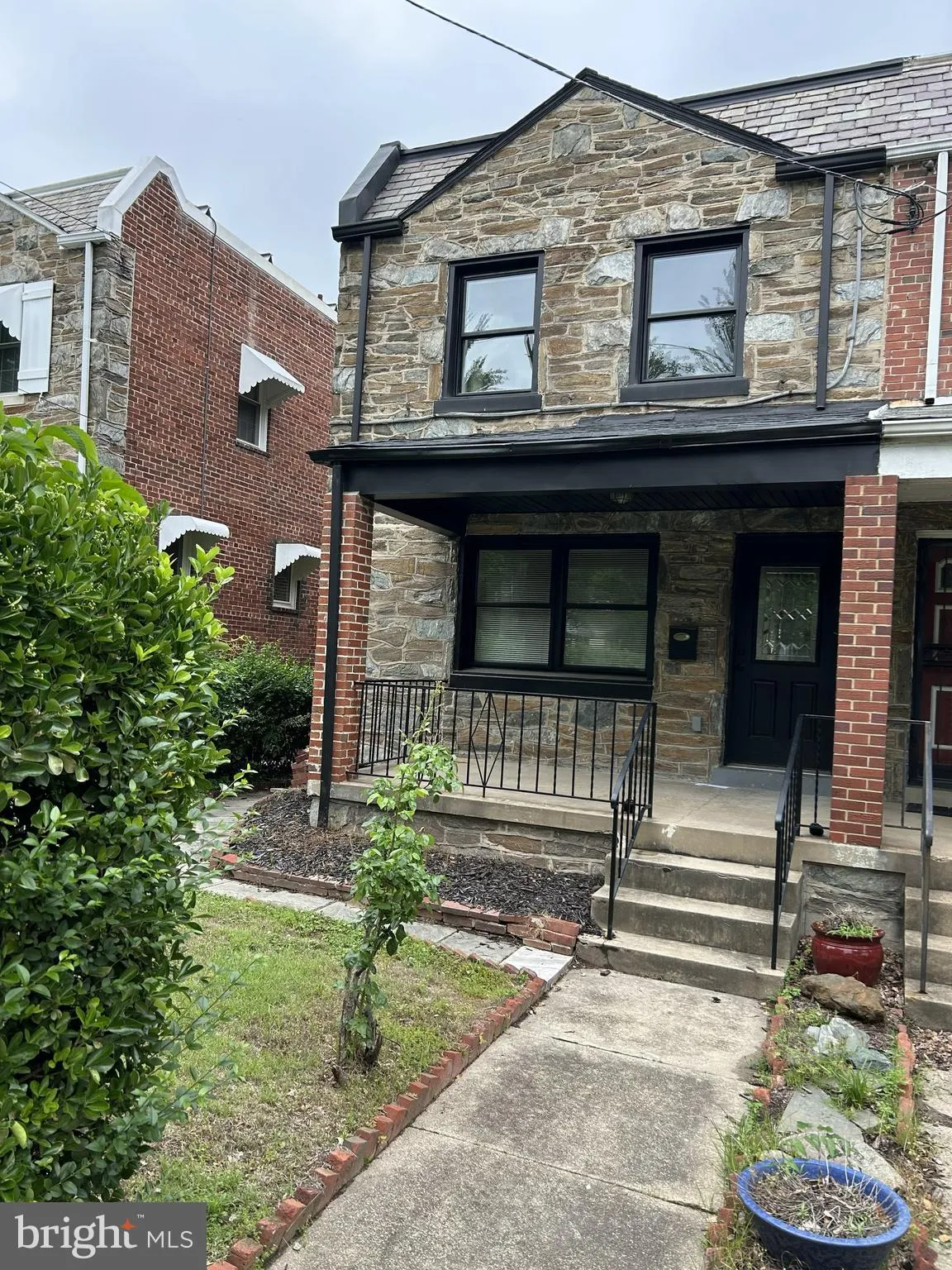 928 PERRY PLACE, Washington, DC 20017