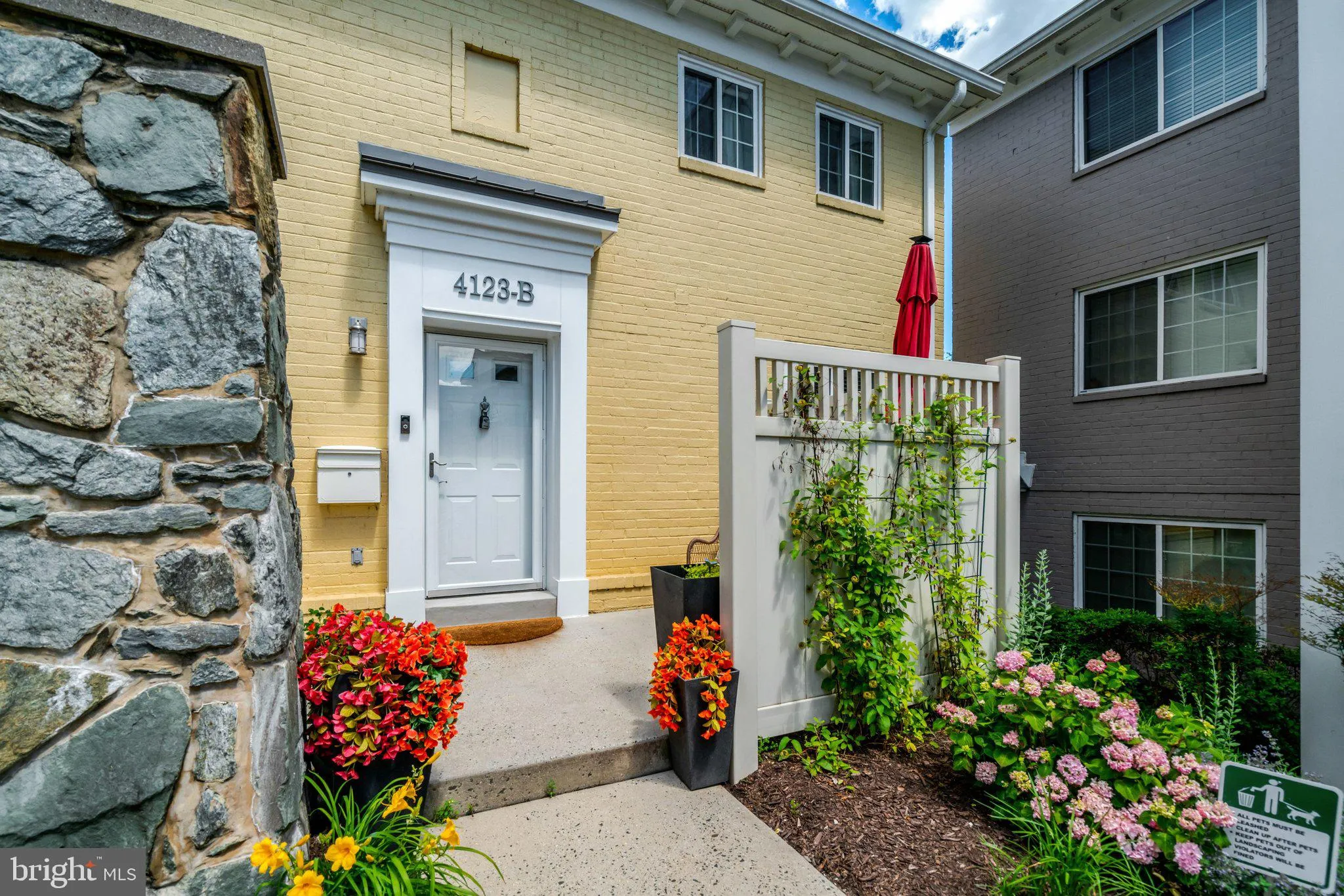 4123 FOUR MILE RUN DRIVE, Arlington, VA 22204