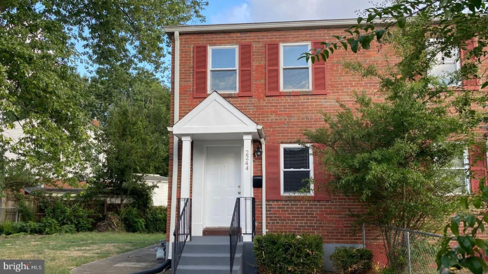 2244 FARRINGTON AVENUE, Alexandria, VA 22303