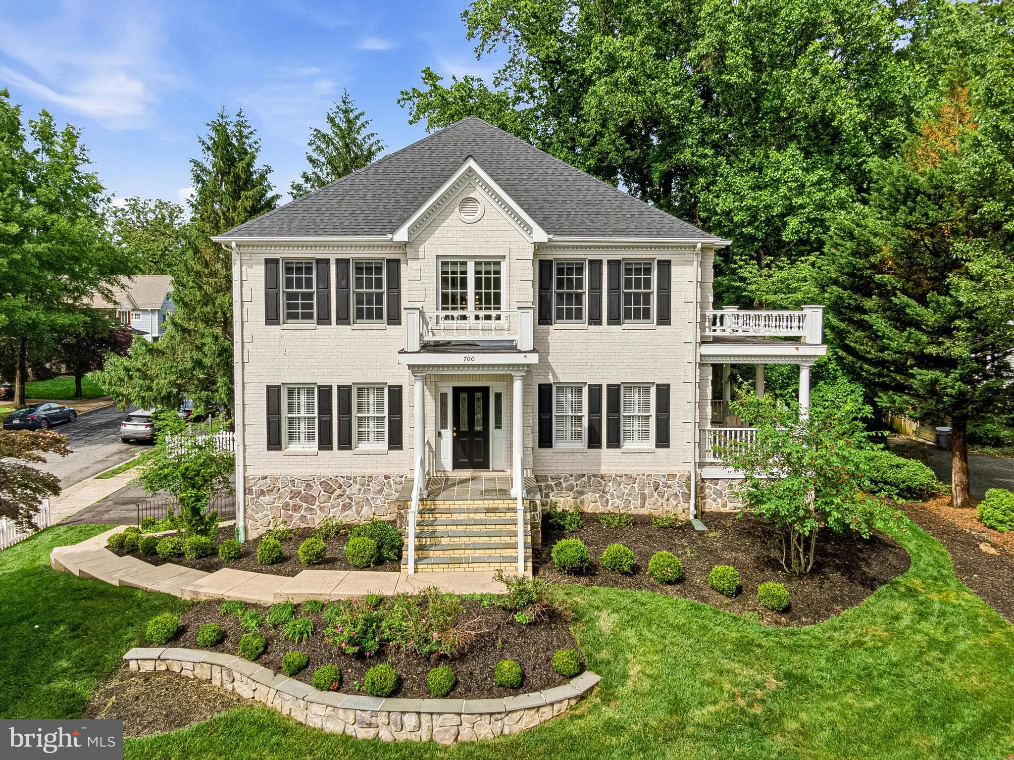 700 PARK STREET, Vienna, VA 22180