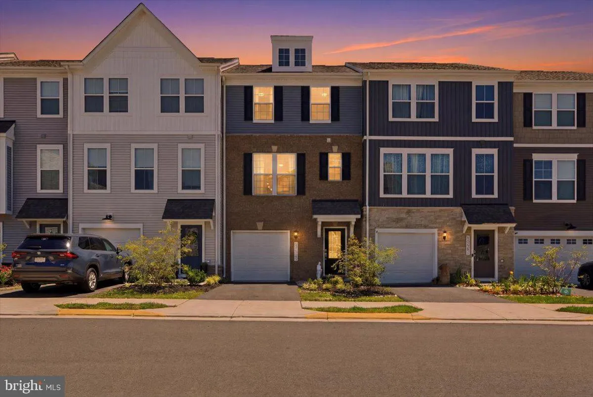 10545 WATERBURY WOODS WAY, Manassas, VA 20112