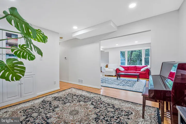 6217 Park Road, Mclean, VA 22101