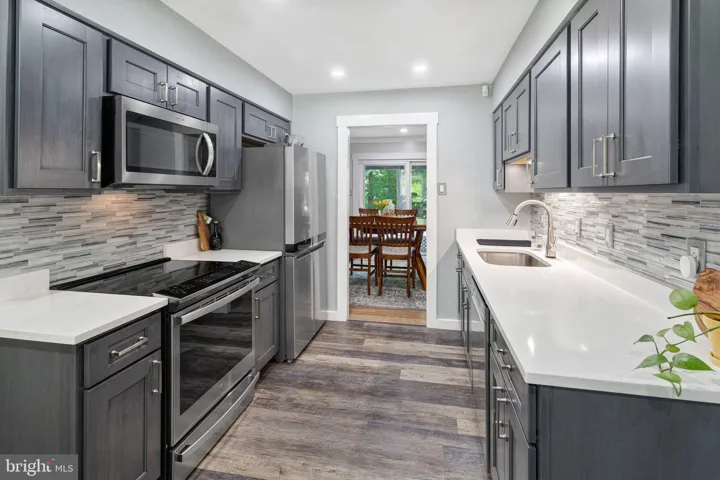 12077 Willowood Drive, Woodbridge, VA 22192