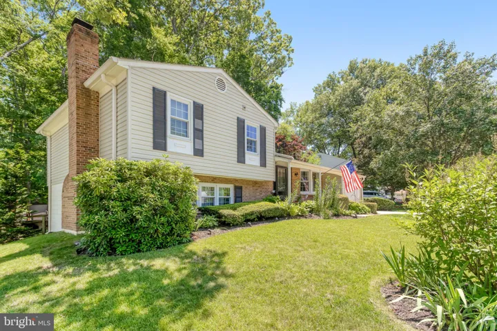 12077 Willowood Drive, Woodbridge, VA 22192